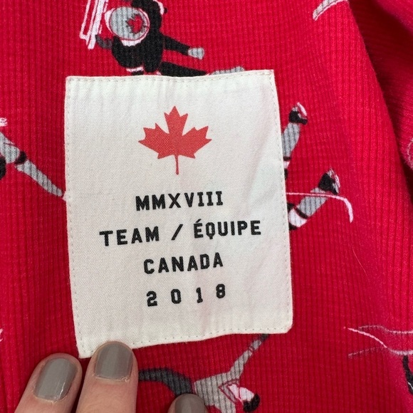 2018 Hudson' Bay Team Canada Winter Olympic Unisex Union Suit with Dust Bag - Picture 6 of 10